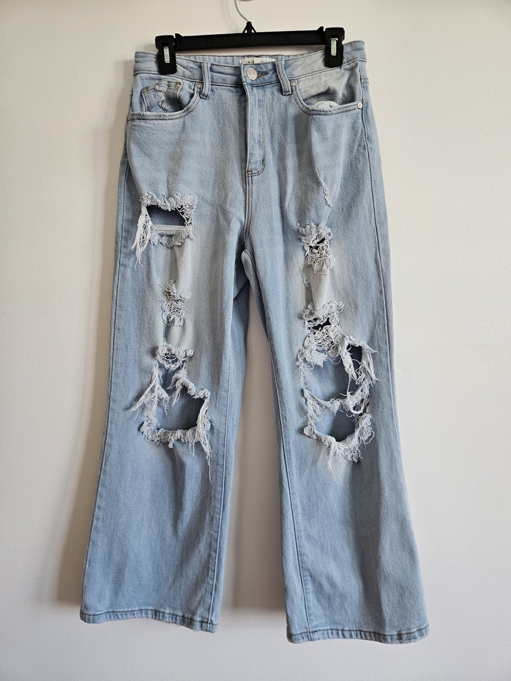 Almost Famous Size 5 Super Distressed Jeans Wide Leg Tailored Hem 26" Inseam